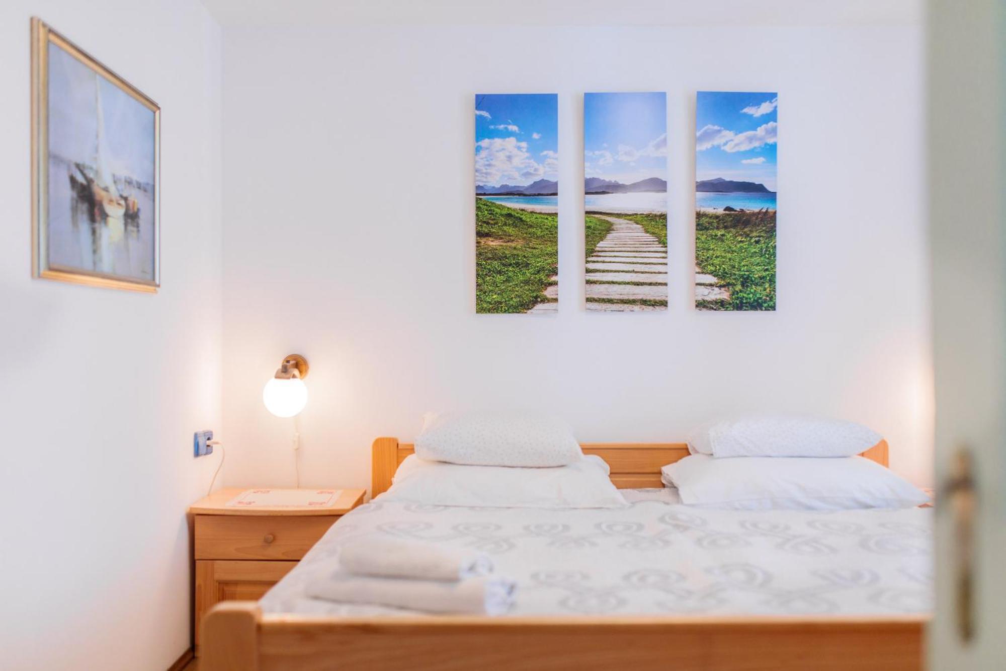 Apartment Villa Marija, Pinezici Krk Town Buitenkant foto