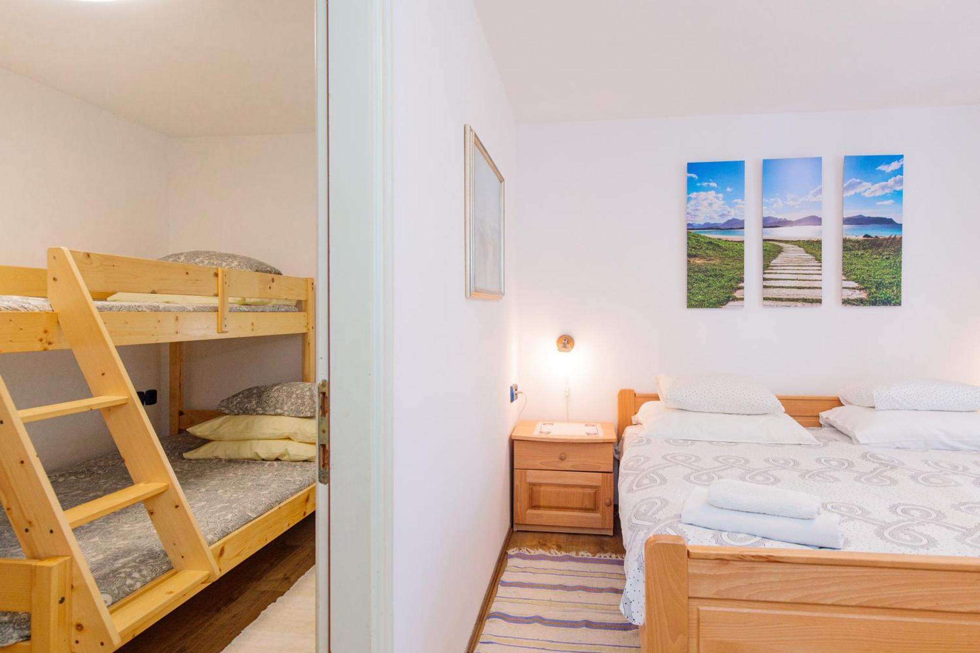 Apartment Villa Marija, Pinezici Krk Town Buitenkant foto